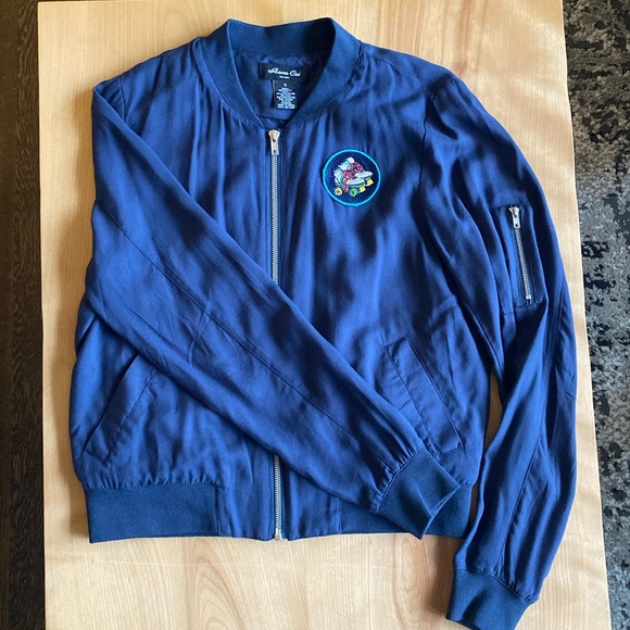 Women’s Light Weight Bomber Jacket SZ S Like New with Roller Skates Patch - Picture 1 of 5